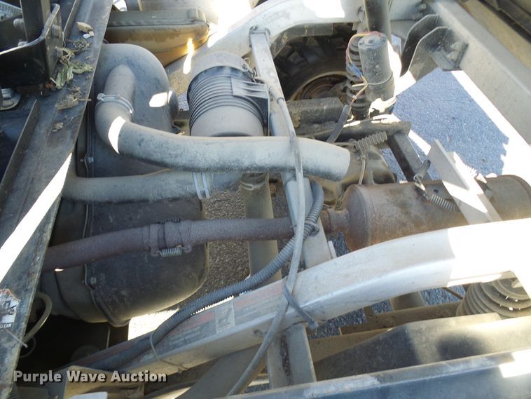 image for item DG5555 2005 Bobcat 2200D utility vehicle