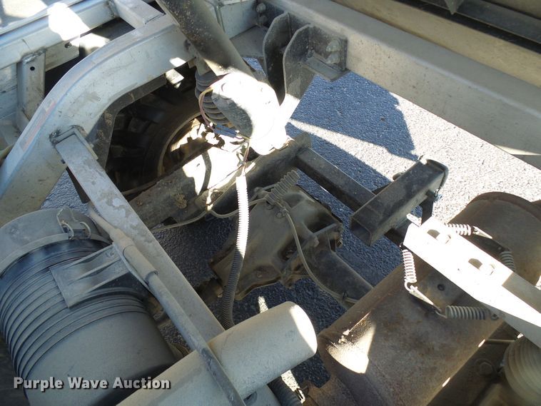 image for item DG5555 2005 Bobcat 2200D utility vehicle