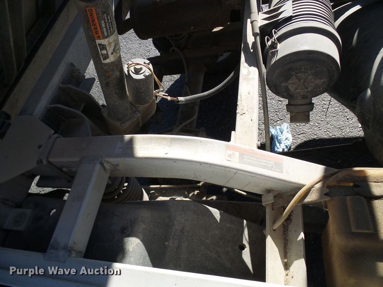 image for item DG5555 2005 Bobcat 2200D utility vehicle