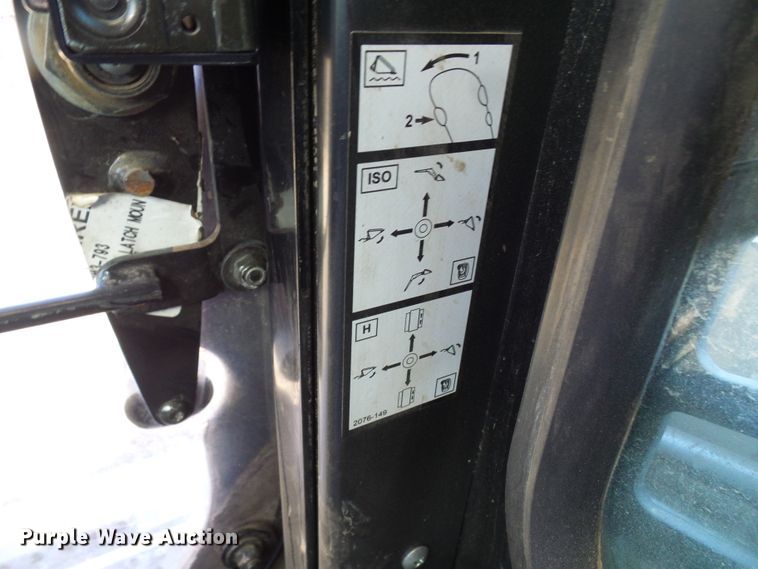 image for item DG5556 2012 Terex PT-100G skid steer