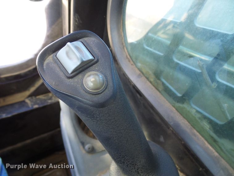 image for item DG5556 2012 Terex PT-100G skid steer