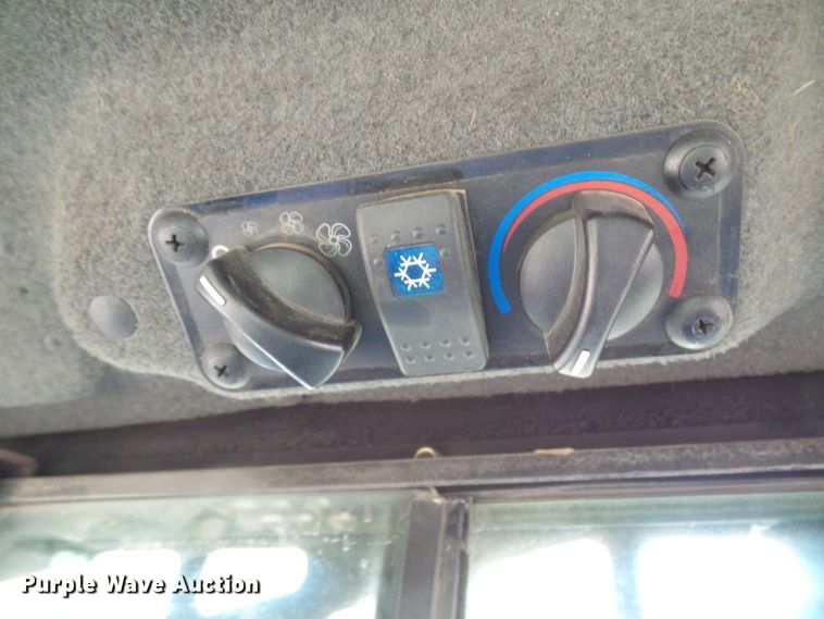 image for item DG5556 2012 Terex PT-100G skid steer