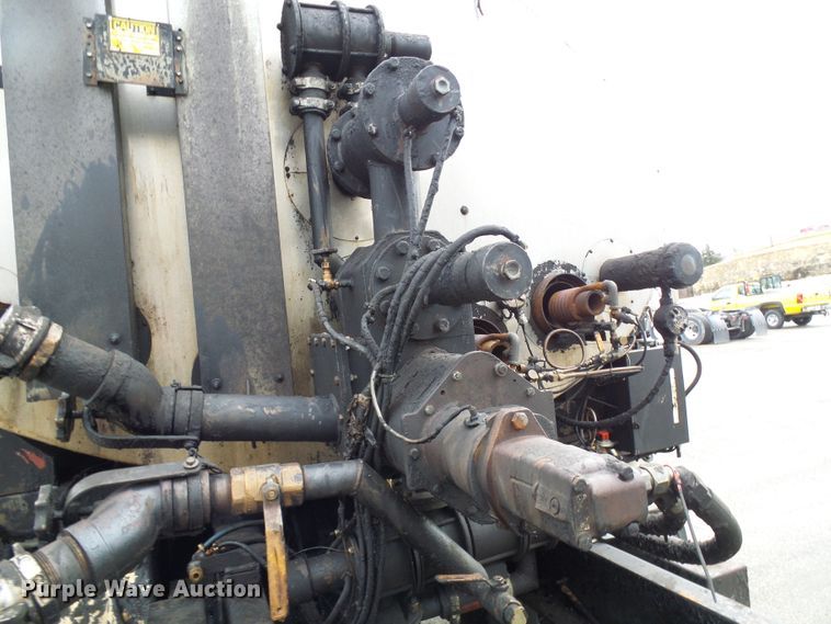 image for item DG5559 1999 Chevrolet C8500 oil distribution truck