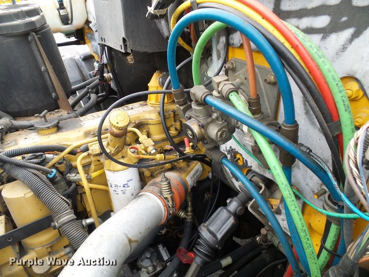 image for item DG5559 1999 Chevrolet C8500 oil distribution truck