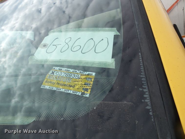 image for item DG5559 1999 Chevrolet C8500 oil distribution truck