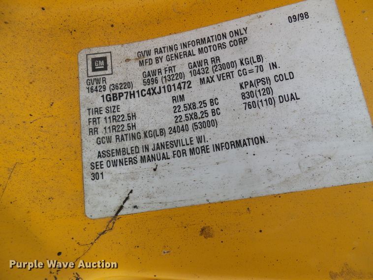 image for item DG5559 1999 Chevrolet C8500 oil distribution truck