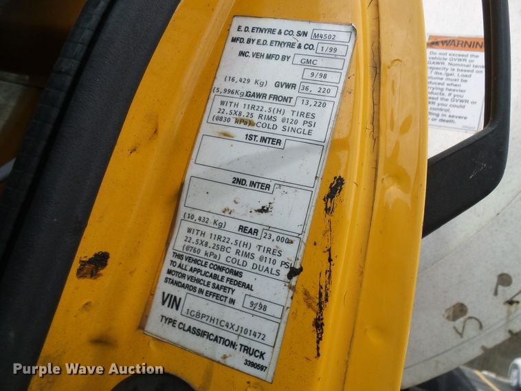 image for item DG5559 1999 Chevrolet C8500 oil distribution truck