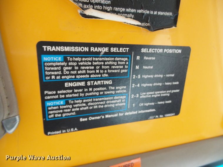 image for item DG5559 1999 Chevrolet C8500 oil distribution truck