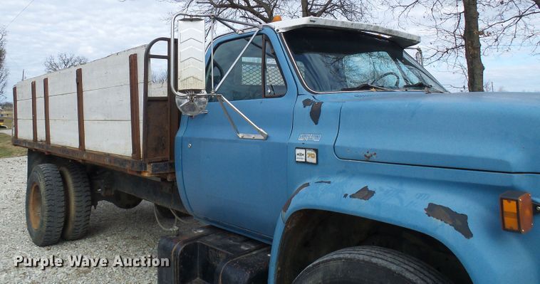 image for item DG5560 1987 Chevrolet C70 flat dump bed truck