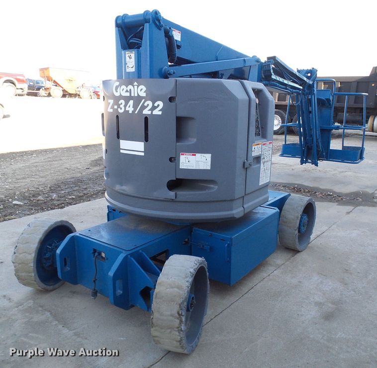 image for item DG5562 1997 Genie Z-34/22N boom lift