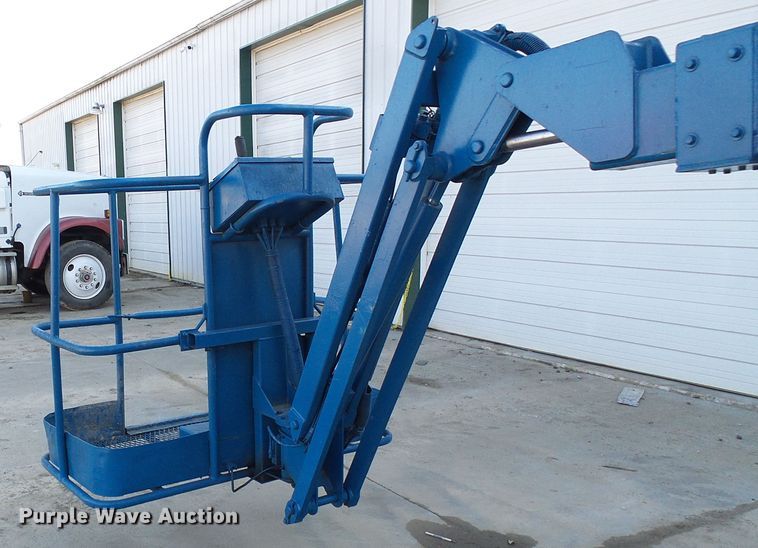 image for item DG5562 1997 Genie Z-34/22N boom lift