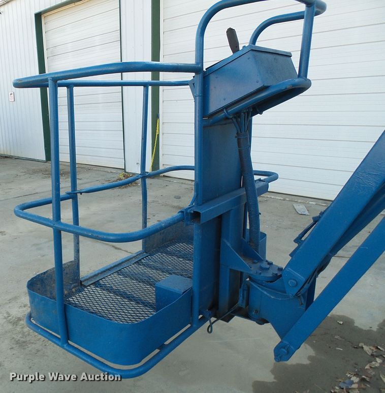 image for item DG5562 1997 Genie Z-34/22N boom lift
