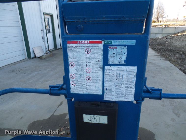 image for item DG5562 1997 Genie Z-34/22N boom lift