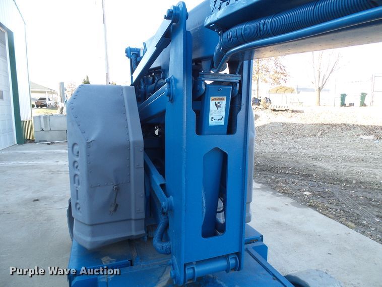 image for item DG5562 1997 Genie Z-34/22N boom lift