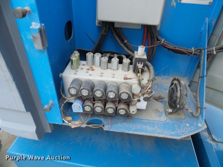 image for item DG5562 1997 Genie Z-34/22N boom lift