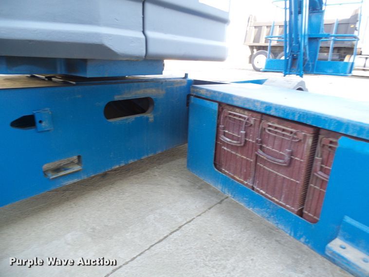image for item DG5562 1997 Genie Z-34/22N boom lift