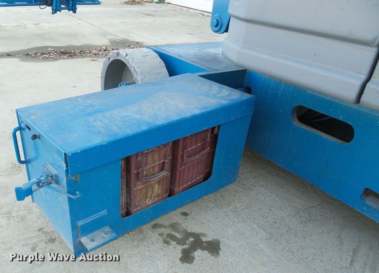 image for item DG5562 1997 Genie Z-34/22N boom lift