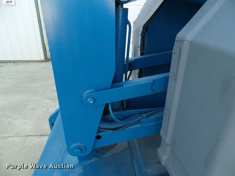 image for item DG5562 1997 Genie Z-34/22N boom lift