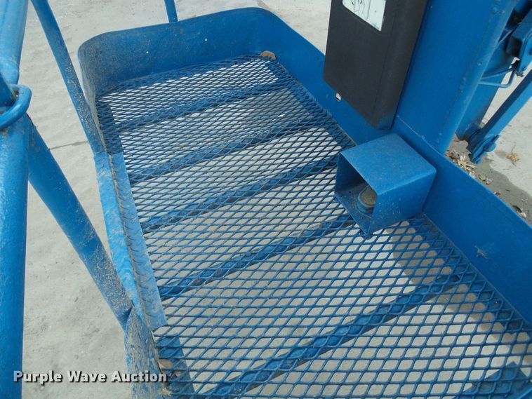 image for item DG5562 1997 Genie Z-34/22N boom lift