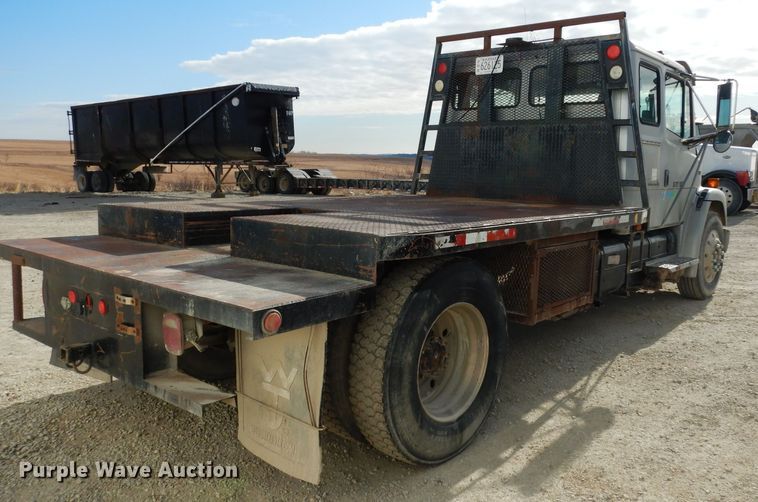 image for item DG6249 1997 Freightliner Business Class FL70 flatbed truck