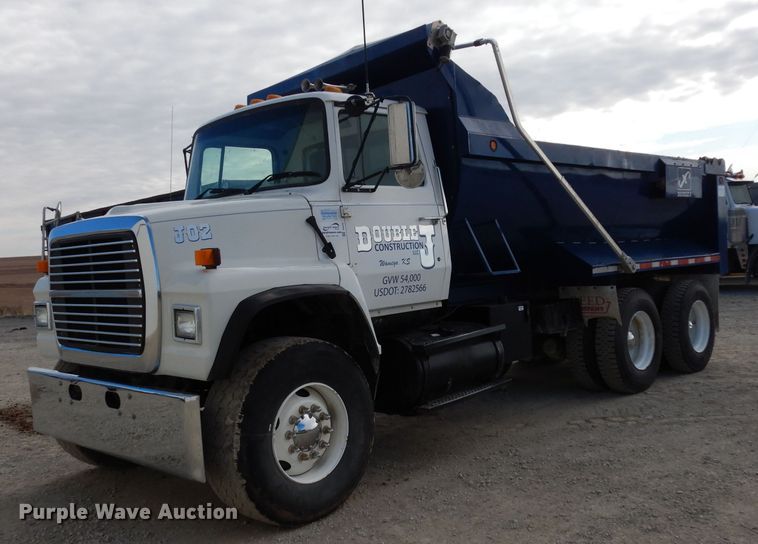 image for item DG6250 1997 Ford L9000 dump truck
