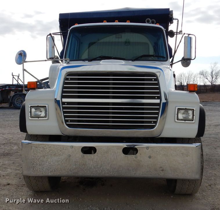image for item DG6250 1997 Ford L9000 dump truck