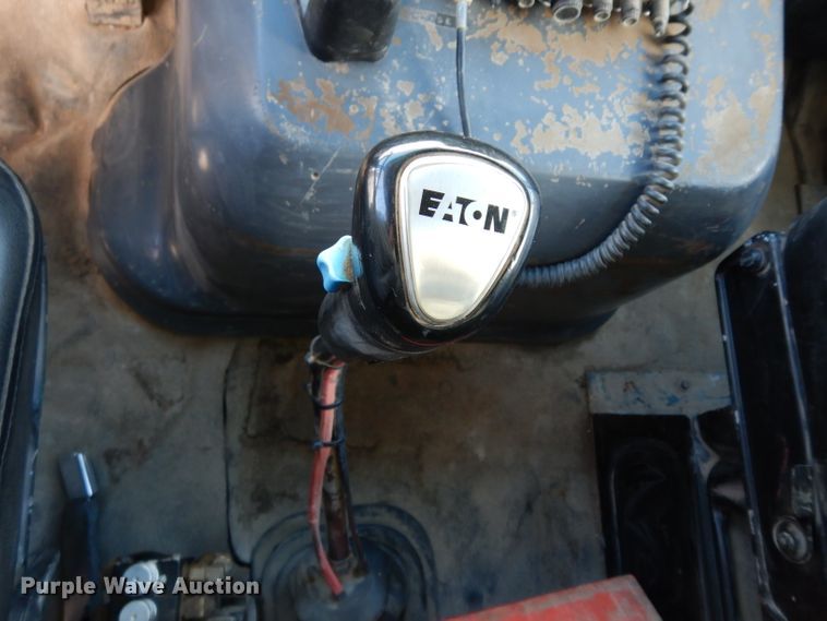 image for item DG6250 1997 Ford L9000 dump truck