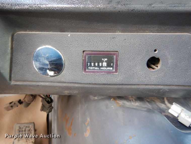 image for item DG6250 1997 Ford L9000 dump truck