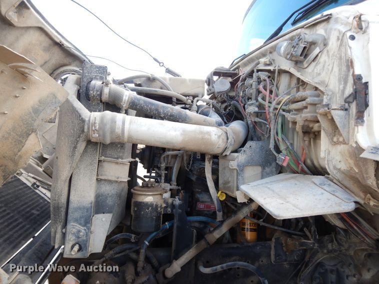 image for item DG6250 1997 Ford L9000 dump truck