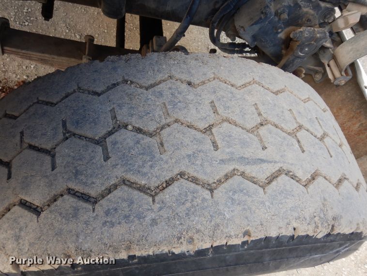 image for item DG6250 1997 Ford L9000 dump truck