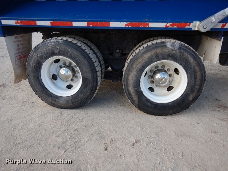 image for item DG6250 1997 Ford L9000 dump truck