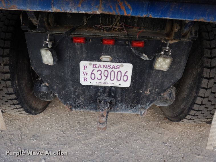 image for item DG6250 1997 Ford L9000 dump truck