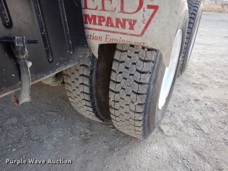 image for item DG6250 1997 Ford L9000 dump truck