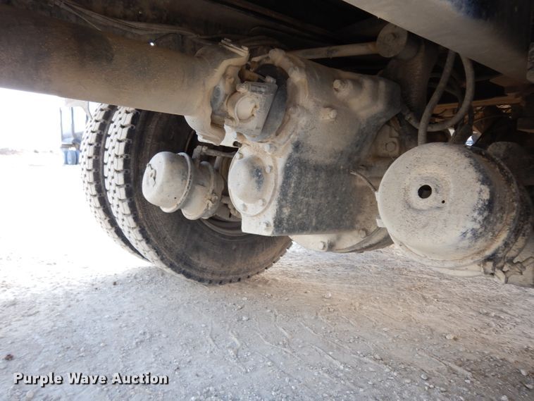 image for item DG6250 1997 Ford L9000 dump truck