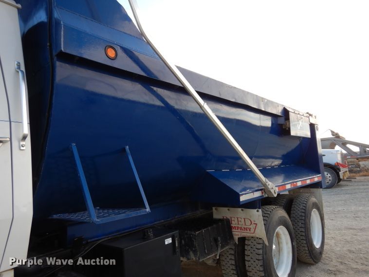 image for item DG6250 1997 Ford L9000 dump truck