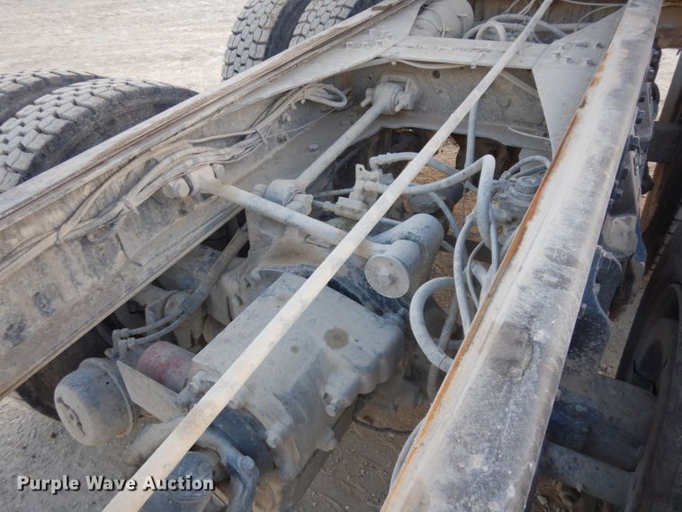 image for item DG6250 1997 Ford L9000 dump truck