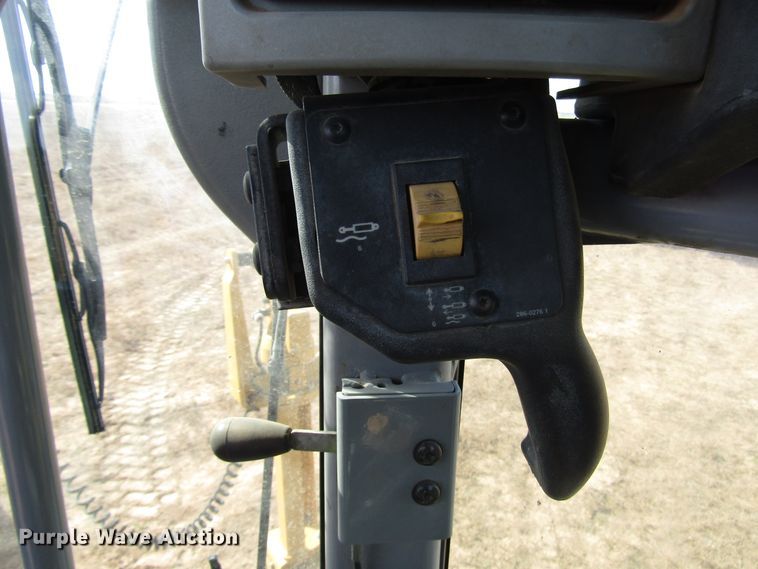 image for item DG6728 2008 Caterpillar 120M motor grader