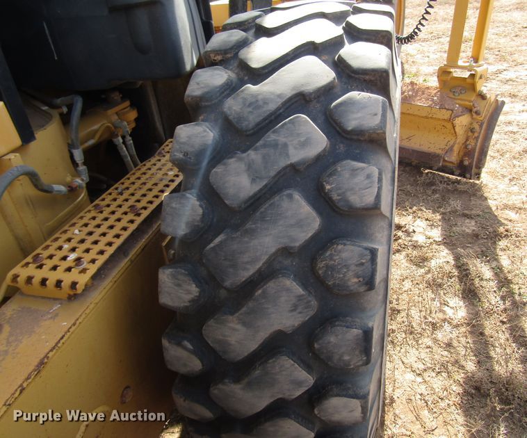 image for item DG6728 2008 Caterpillar 120M motor grader