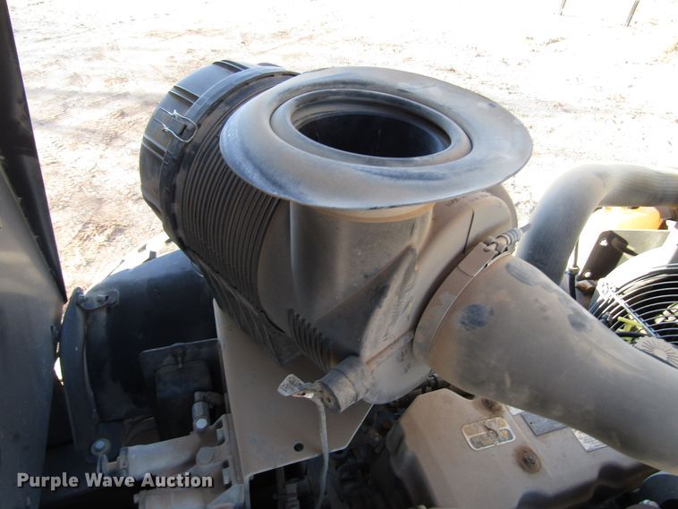 image for item DG6732 2009 Volvo SD100D single drum vibratory roller