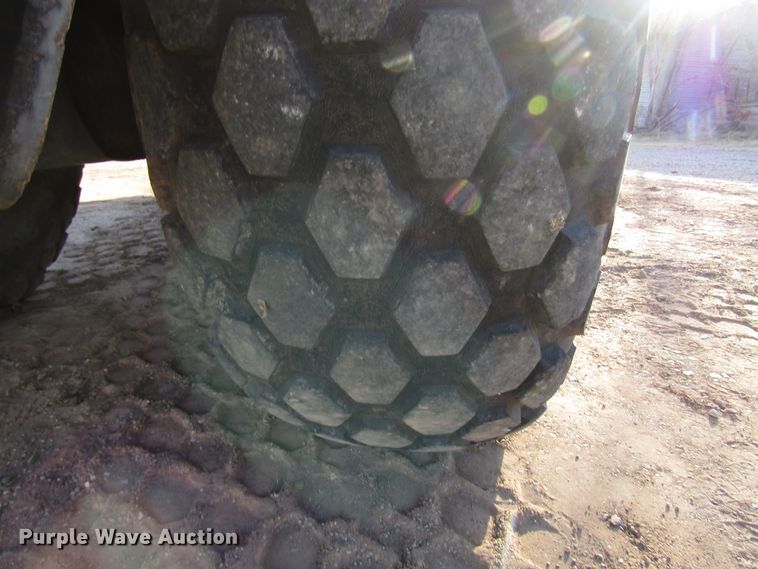 image for item DG6732 2009 Volvo SD100D single drum vibratory roller