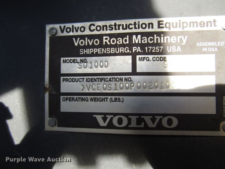 image for item DG6732 2009 Volvo SD100D single drum vibratory roller