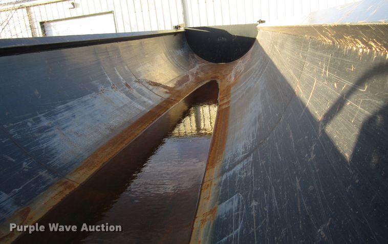 image for item DG6733 2016 4T HR322 barrel bed dump trailer