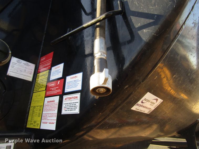 image for item DG6733 2016 4T HR322 barrel bed dump trailer