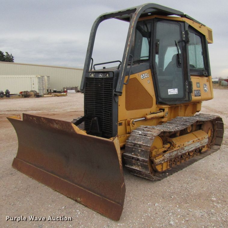 image for item DG6734 2005 John Deere 650J dozer
