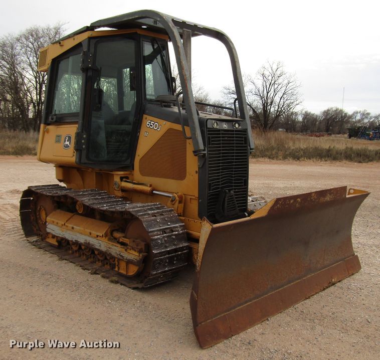 image for item DG6734 2005 John Deere 650J dozer