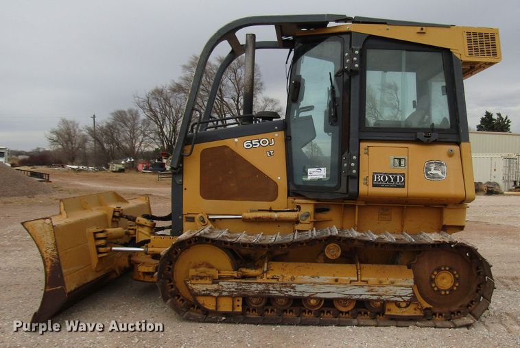 image for item DG6734 2005 John Deere 650J dozer