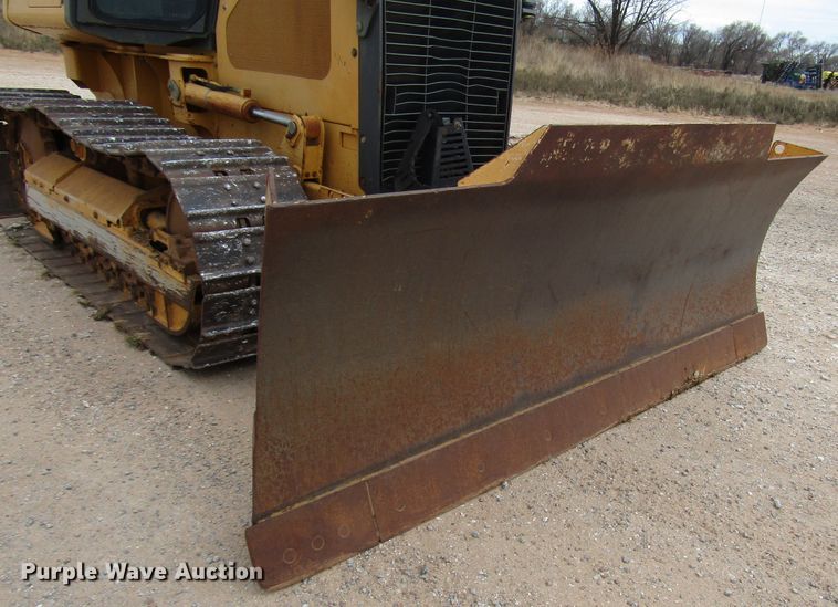 image for item DG6734 2005 John Deere 650J dozer