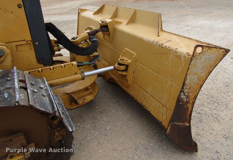 image for item DG6734 2005 John Deere 650J dozer