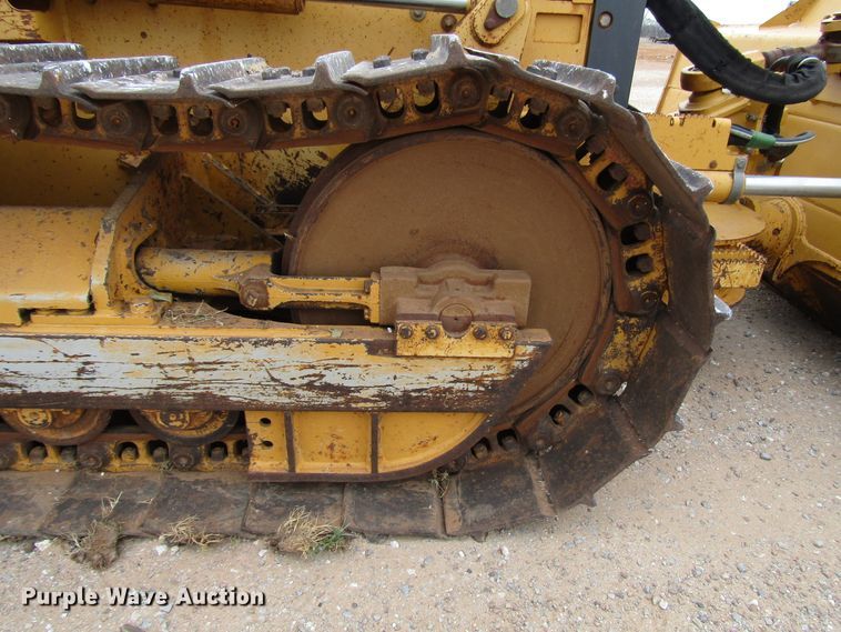 image for item DG6734 2005 John Deere 650J dozer