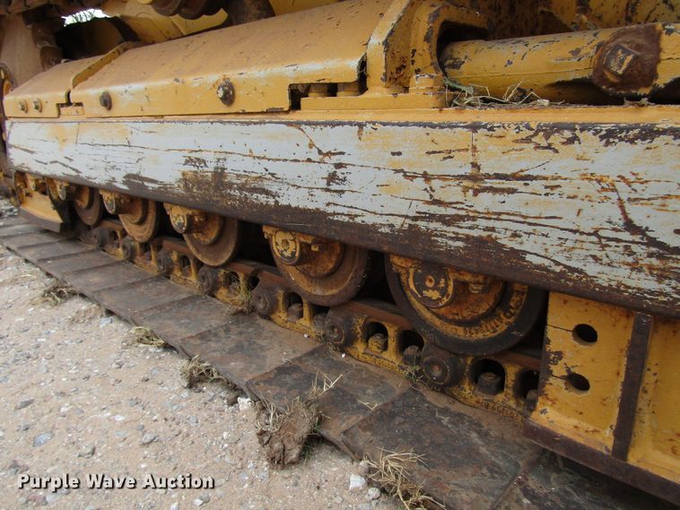 image for item DG6734 2005 John Deere 650J dozer